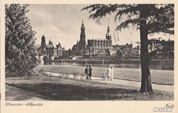 vergrößern: Bildseite historische Ansichtskarte von 1928: Elbpartie:: Innere Altstadt-Dresden