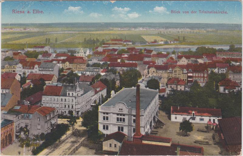 zoom: Image side vintage Postcard from 1915: Blick von der Trinitatiskirche auf Fabrik und Straße:: Riesa