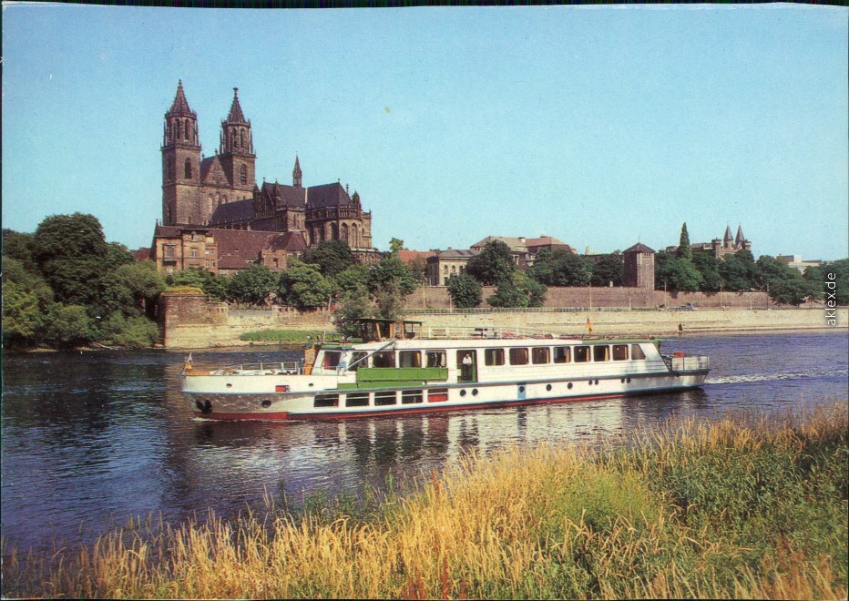 zoom: Image side vintage Postcard from 1984: Dom, Fährschiff:: Altstadt-Magdeburg