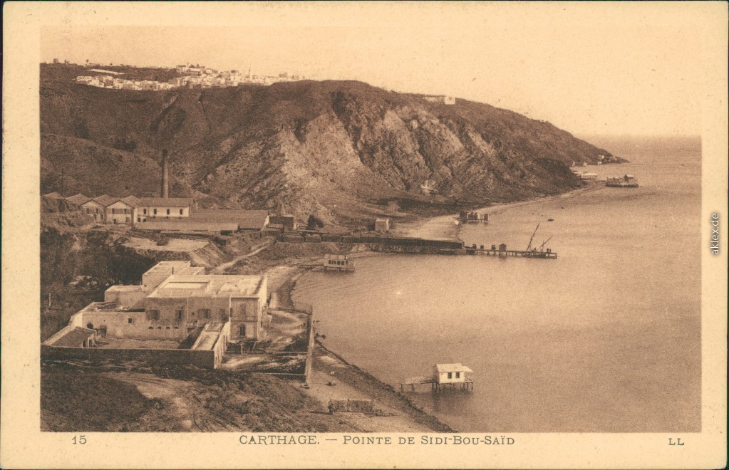 vergrößern: Bildseite historische Ansichtskarte von 1926: Panorama-Ansichten - Carthage - Anlegestelle:: Sidi Bou Saïd