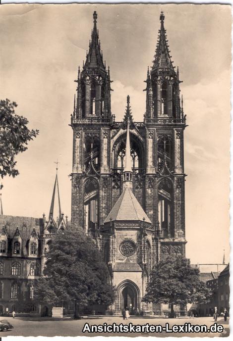 zoom: Image side vintage Postcard from 1962: Domtürme vom Domplatz:: Meissen