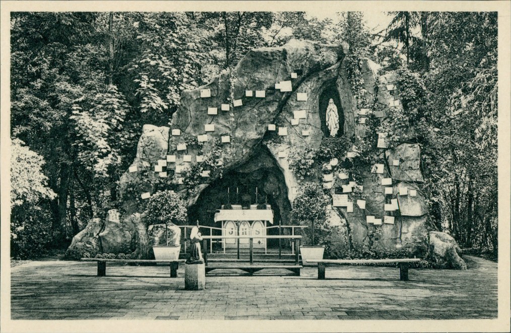 zoom: Image side vintage Postcard from 1929: Open-lucht-school - Grotte - Kirche:: Ravels