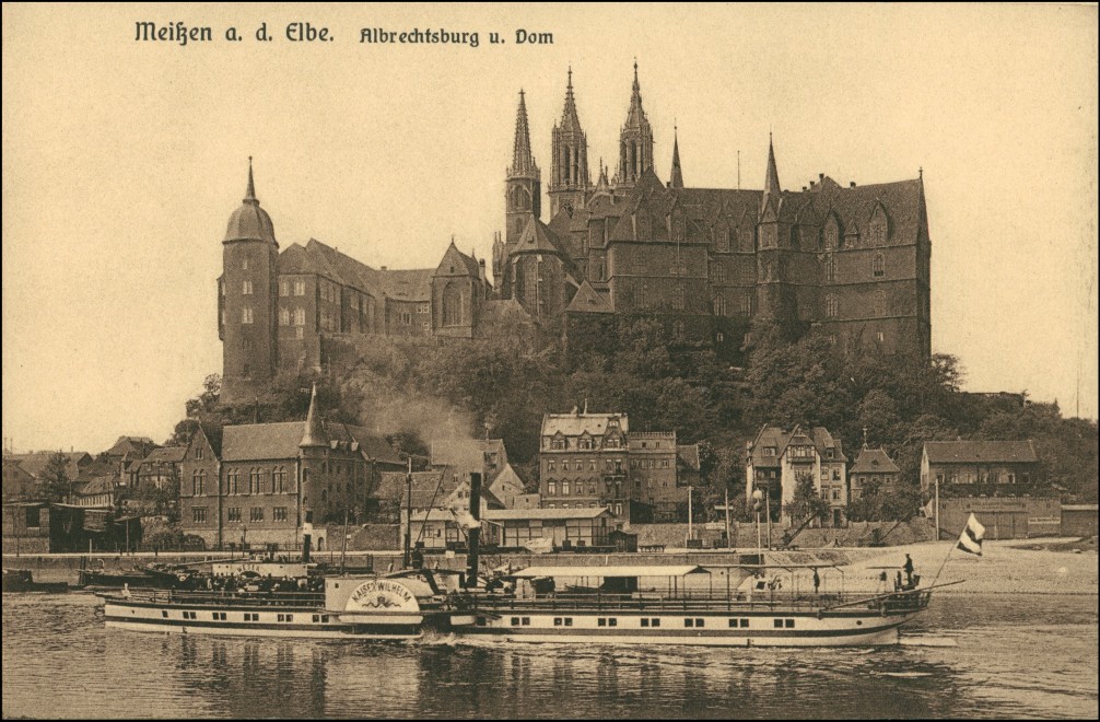 vergrößern: Bildseite historische Ansichtskarte von 1913: Schloss Albrechtsburg und Dom, Elbdampfer::
