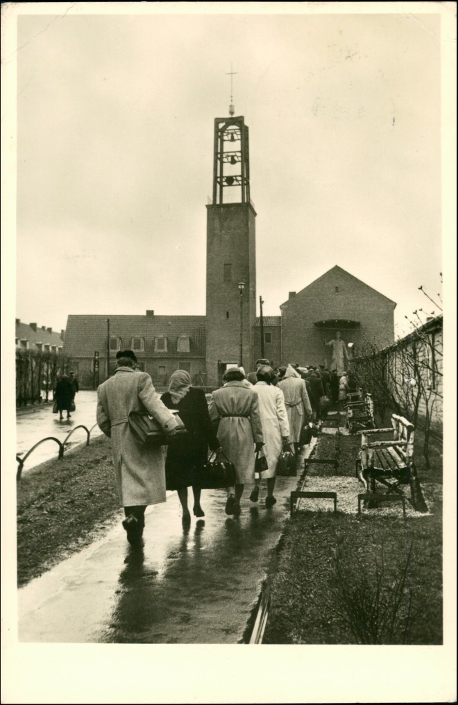 zoom: Image side vintage Postcard from 1958: GDL Friedland - Lager Friedlandhilfe:: Friedland (Niedersachsen)