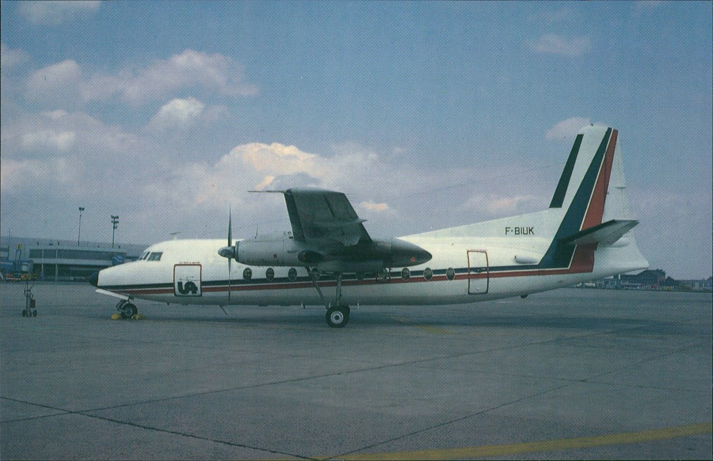 vergrößern: Bildseite historische Ansichtskarte von 1985: PropellerFlugzeug F 27 Friendship - Fokkers Turboprop (F-BIUK)::