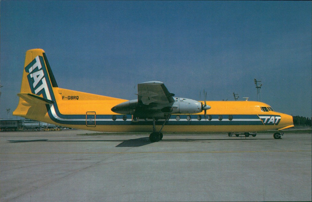 zoom: Image side vintage Postcard from 1985: Propellerflugzeug F 27 Friendship - Fokkers Turboprop FH 227 (F-GBRQ) TAT::