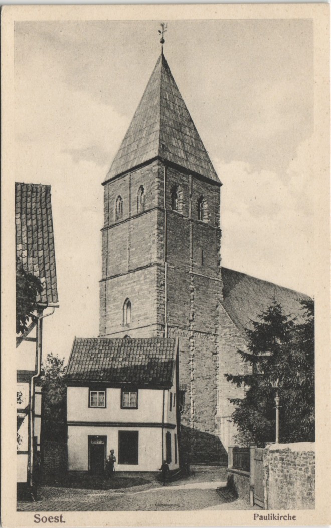zoom: Image side vintage Postcard from 1910: Straßen Partie, kleines Wohnhaus a.d. Pauli-Kirche:: Soest