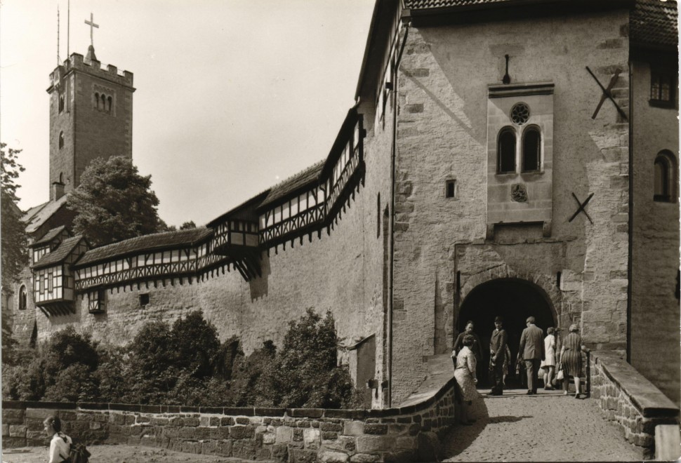 zoom: Image side vintage Postcard from 1980: Wartburg zu DDR-Zeiten:: Eisenach