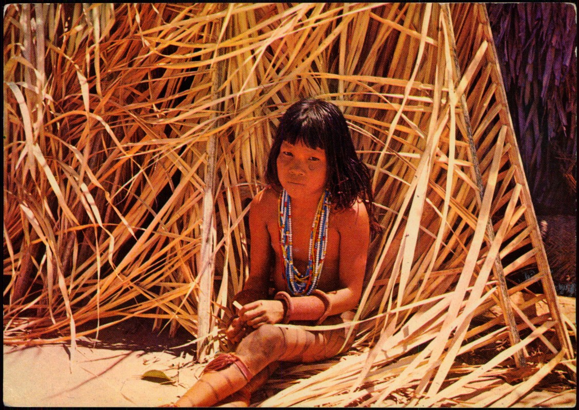 vergrößern: Bildseite historische Ansichtskarte von 1981: Brasil Typen Pequena India Karaja Frau:: Allgemein Brasil