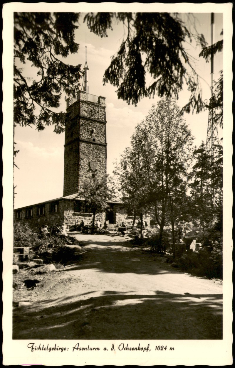 zoom: Image side vintage Postcard from 1960: Fichtelgebirge Asenturm a. d. Ochsenkopf, 1024 m:: Bischofsgrüner Forst