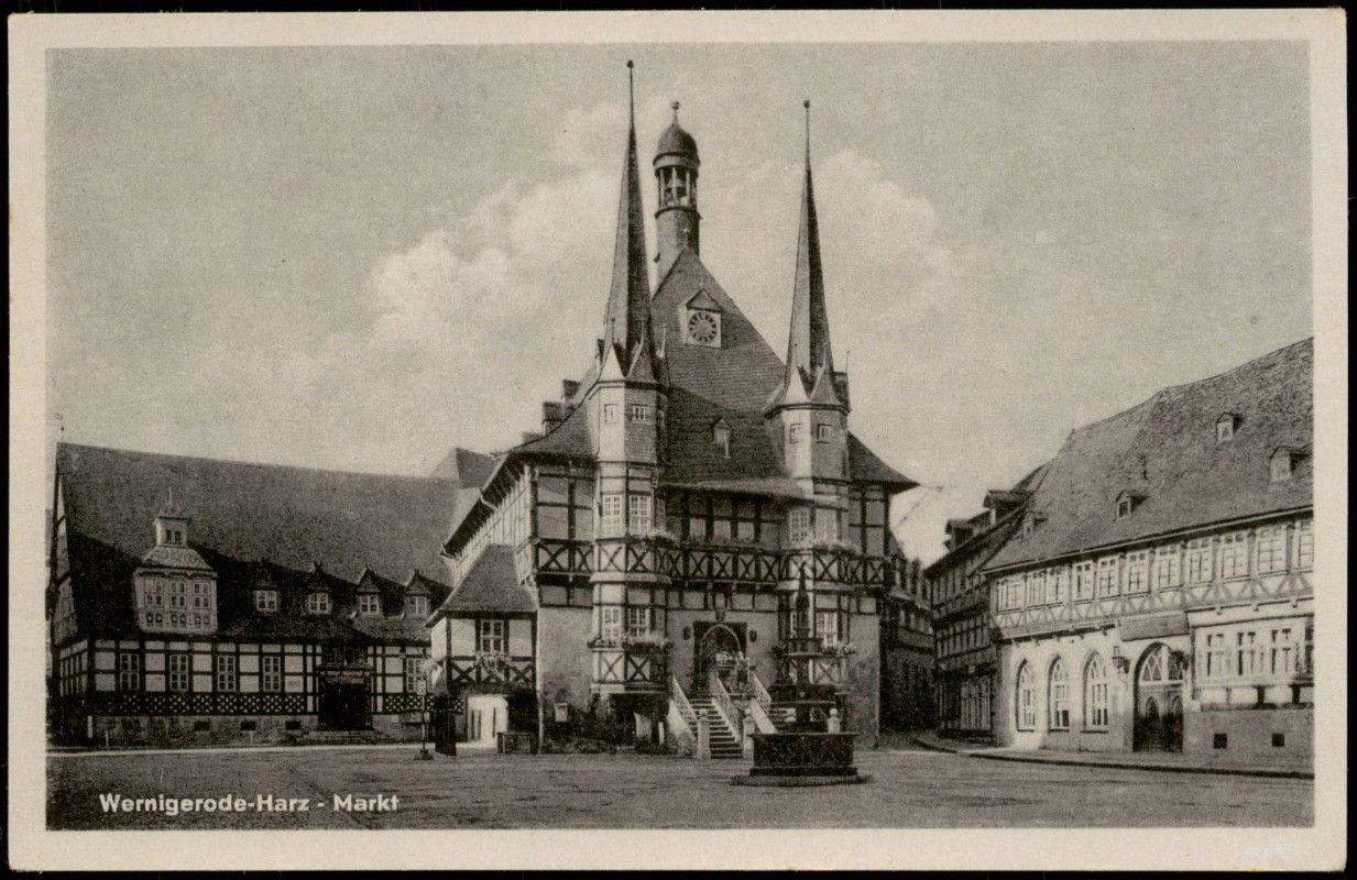 zoom: Image side vintage Postcard from 1953: Marktplatz Markt Fachwerkhäuser:: Wernigerode