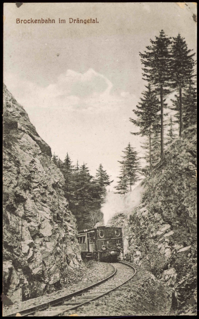 vergrößern: Bildseite historische Ansichtskarte von 1915: Brockenbahn im Drängetal.:: Ilsenburg (Harz)
