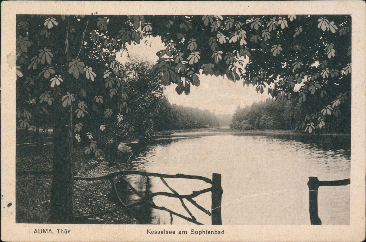zoom: Image side vintage Postcard from 1925: Kesselsee am Sophienbad:: Auma (Thüringen)-Auma-Weidatal