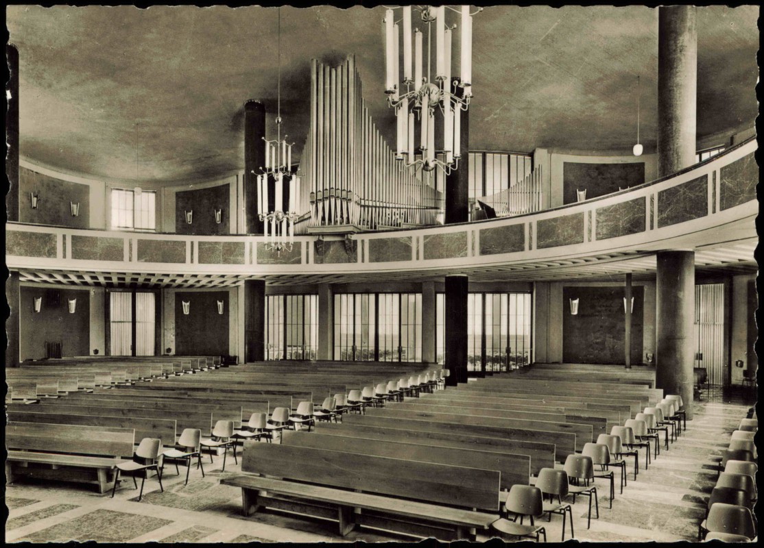 vergrößern: Bildseite historische Ansichtskarte von 1962: Matthäuskirche am Sendlingertorplatz Orgel:: München