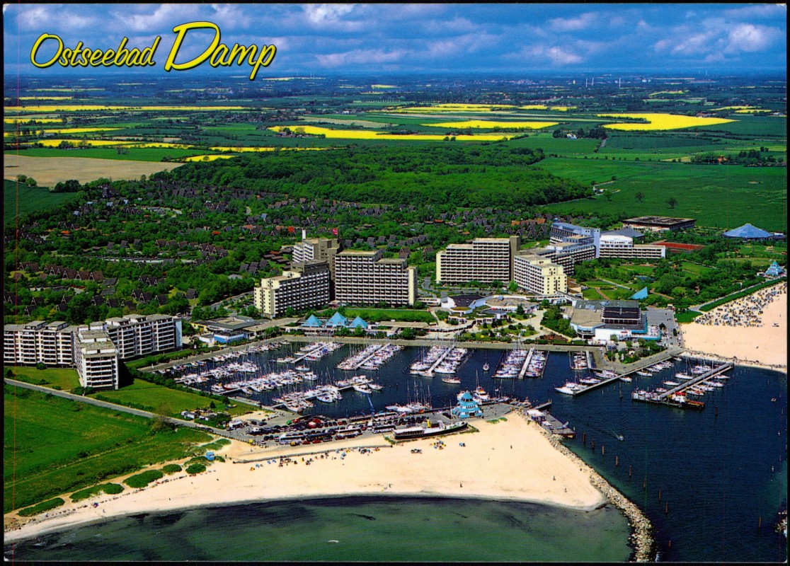 zoom: Image side vintage Postcard from 2002: Ostseebad Damp Bootshafen vom Flugzeug aus:: Damp-Amt Schlei-Ostsee