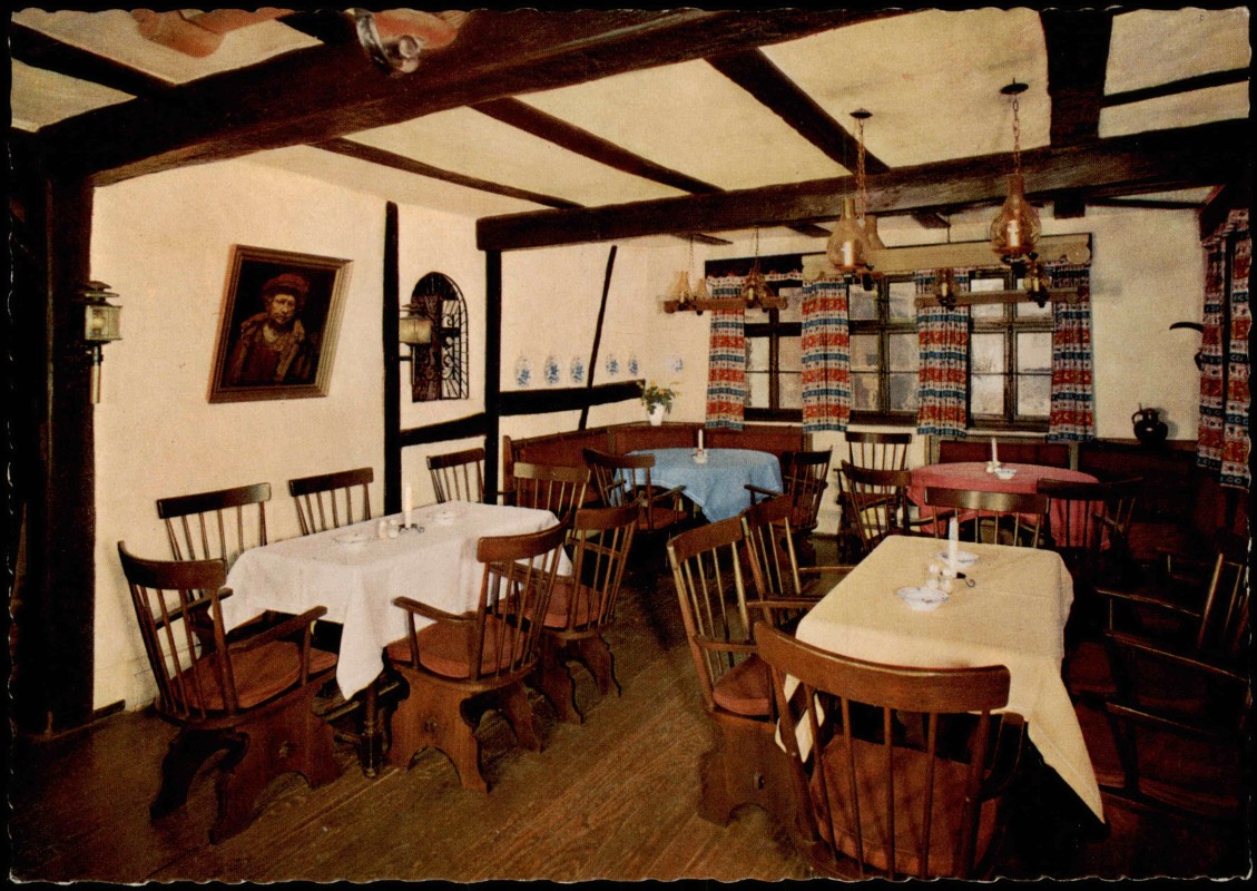 vergrößern: Bildseite historische Ansichtskarte von 1965: Schlitzer Hof Hotel Restaurant - Gaststube:: Niederaula