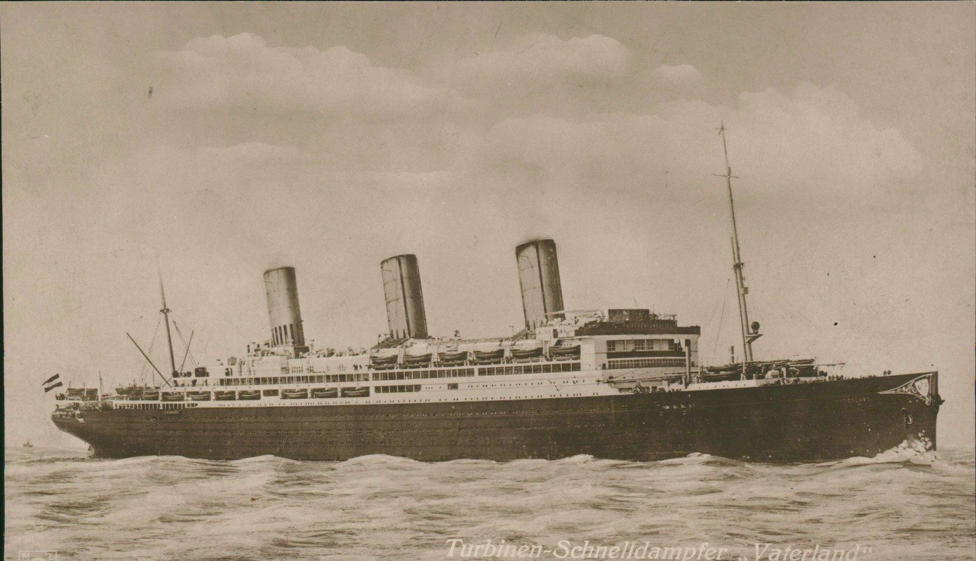 zoom: Image side vintage Postcard from 1912: Schiffe Dampfer Steamer Turbinen-Schnelldampfer Vaterland::