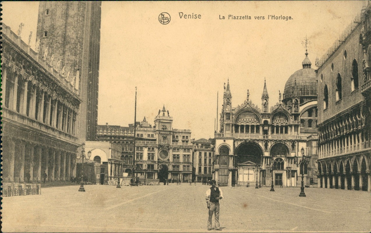 zoom: Image side vintage Postcard from 1916: Venise La Piazzetta vers l