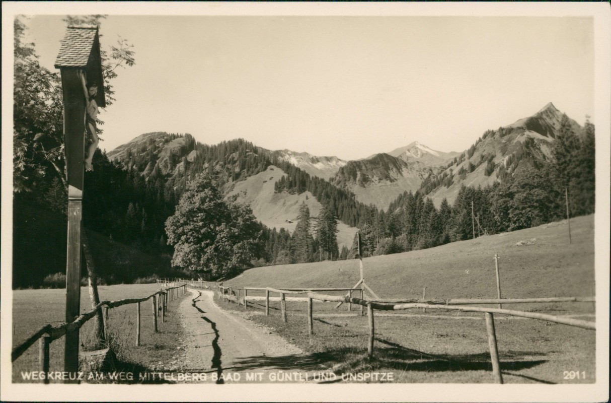 zoom: Image side vintage Postcard from 1930: Wegkreuz Baad mit Güntli und Unspitze:: Mittelberg-Mittelberg