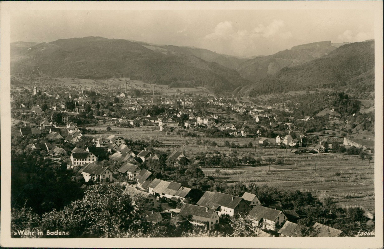 zoom: Image side vintage Postcard from 1936: Blick auf die Stadt - Fabriken:: Wehr (Baden)