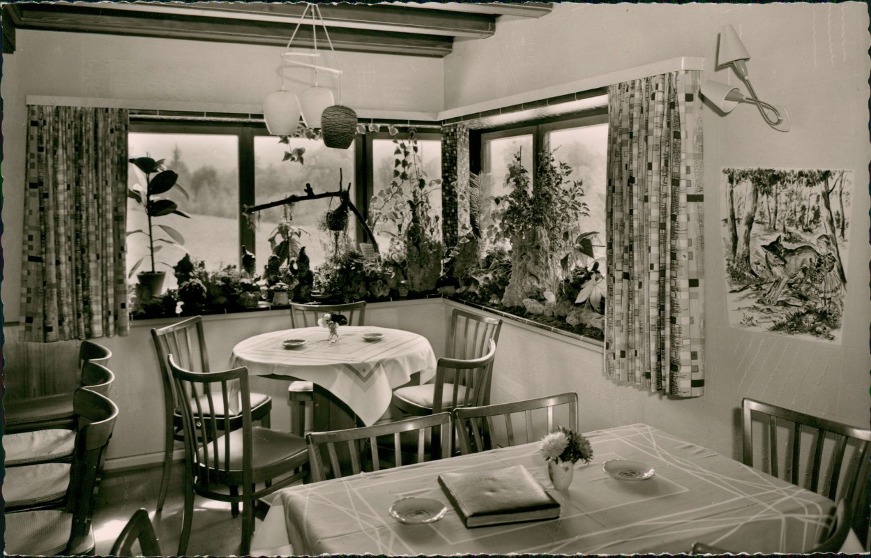 zoom: Image side vintage Postcard from 1969: Café Märchengarten - Speisesaal:: Simonswäldertal