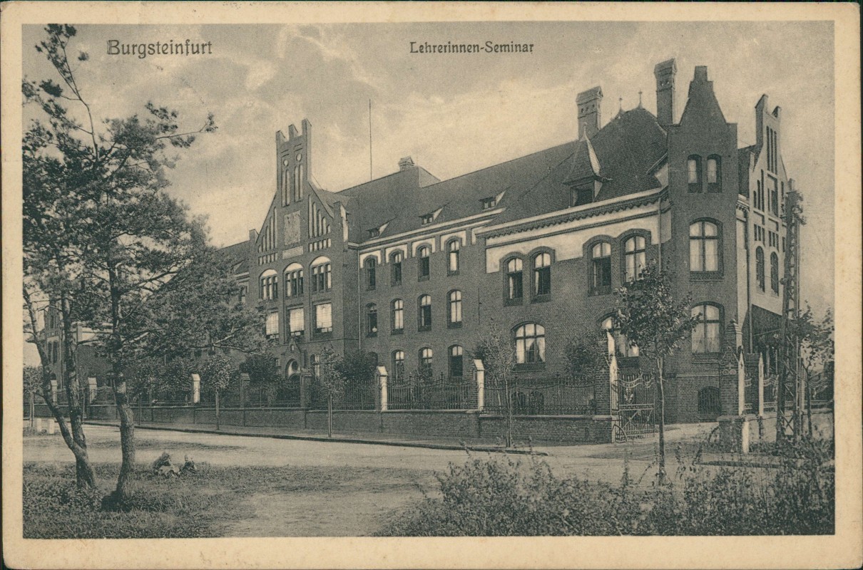 zoom: Image side vintage Postcard from 1918: Partie am Lehrerseminar:: Burgsteinfurt-Steinfurt