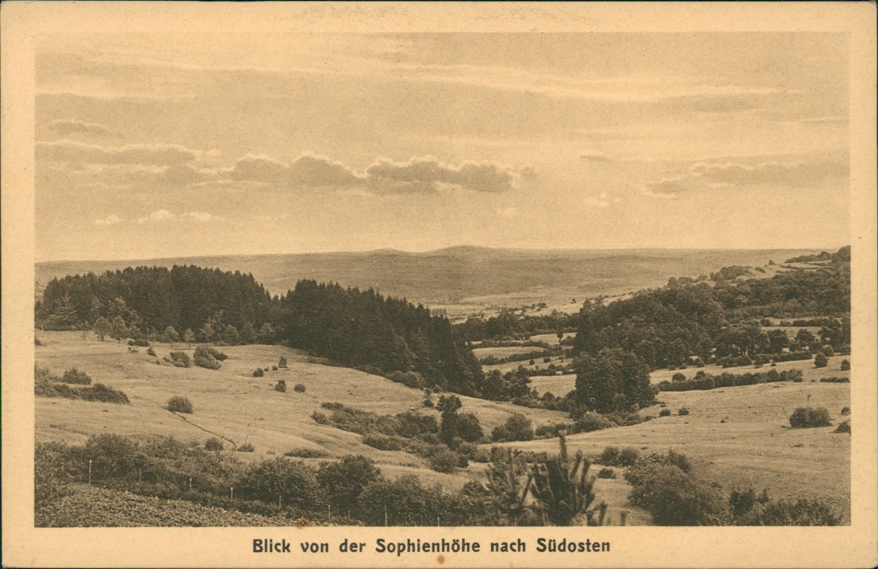 zoom: Image side vintage Postcard from 1922: Blick von der Sophienhöhe nach Südosten:: Frankenheim Rhön