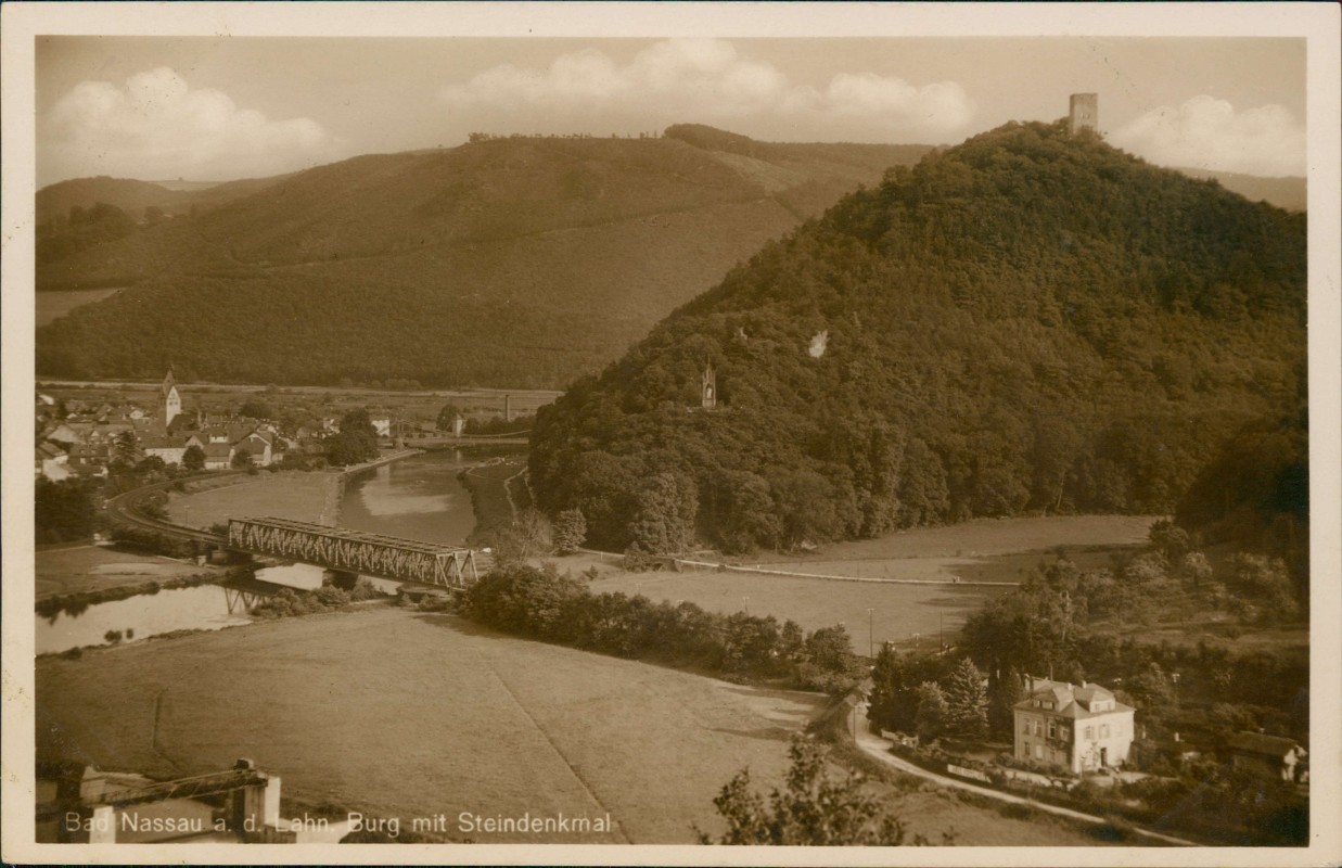 zoom: Image side vintage Postcard from 1937: Umland-Ansicht mit Burg und Stein-Denkmal:: Nassau (Lahn)