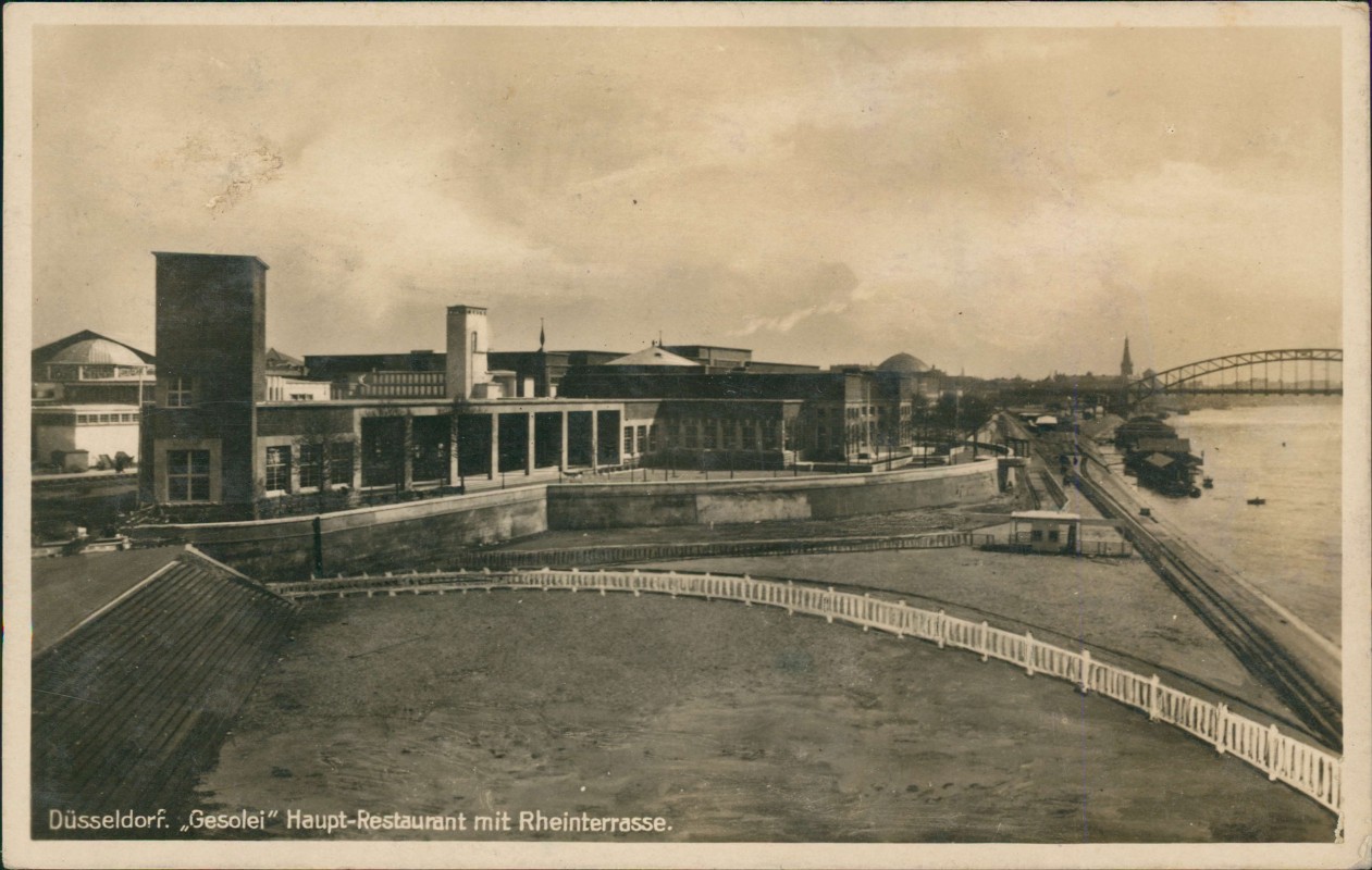 zoom: Image side vintage Postcard from 1926: Gesolei Haupt-Restaurant mit Rheinterrasse.:: Düsseldorf