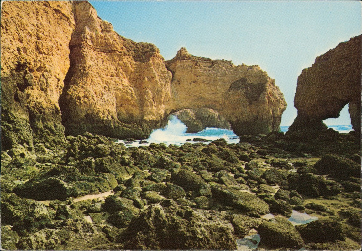 vergrößern: Bildseite historische Ansichtskarte von 1974: Algarve Detail de la Cote:: .Portugal