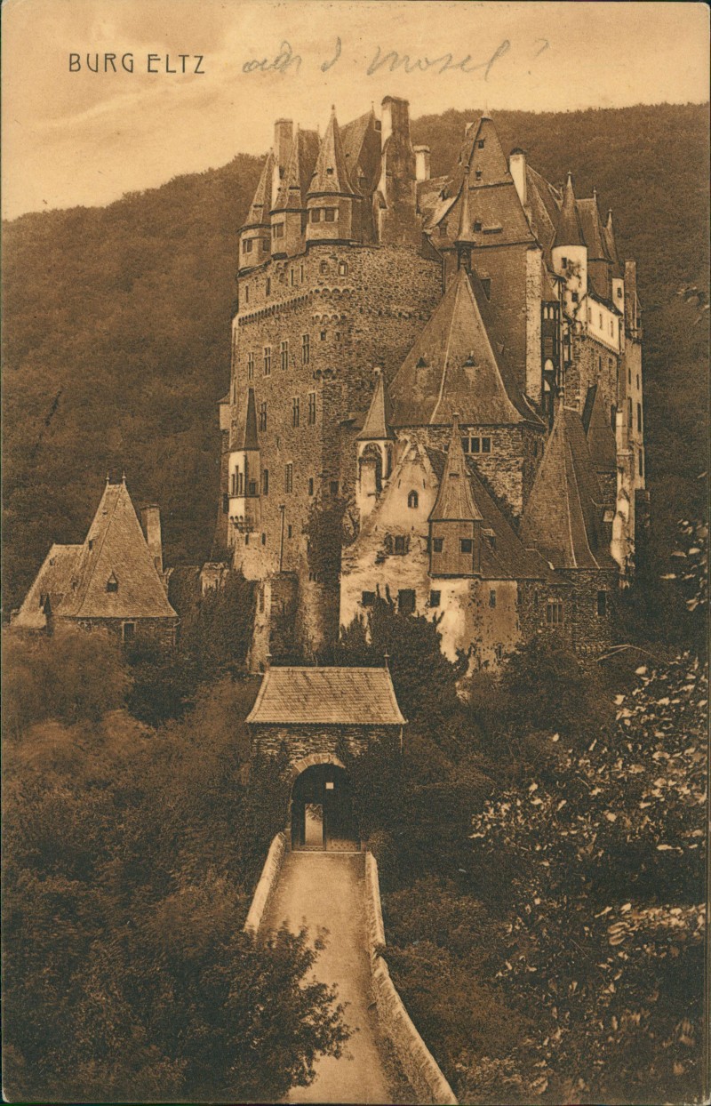 zoom: Image side vintage Postcard from 1915: BURG ELTZ Eingang:: Wierschem