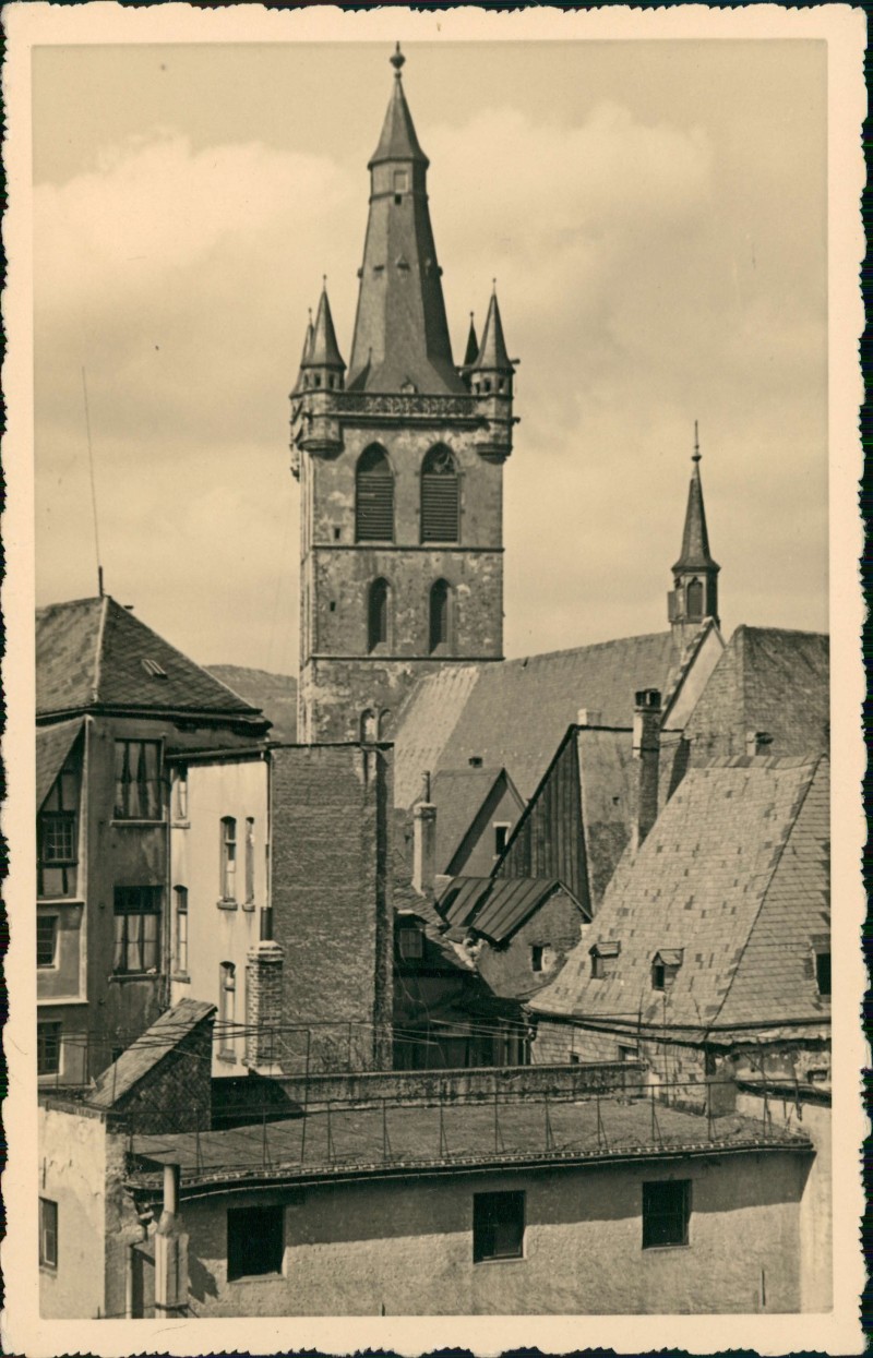 vergrößern: Bildseite historische Ansichtskarte von 1950: Ortsansicht mit Kirche:: Trier