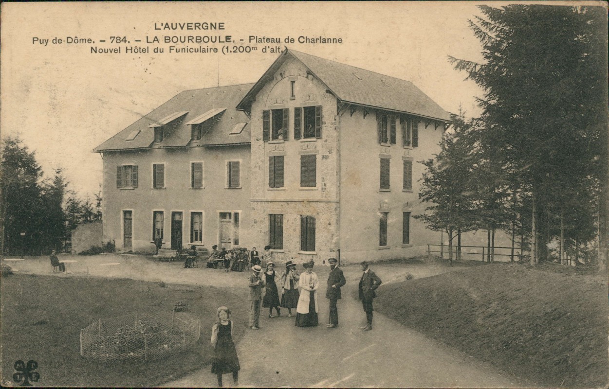 vergrößern: Bildseite historische Ansichtskarte von 1918: Nouvel Hôtel du Funiculaire Auvergne:: La Bourboule