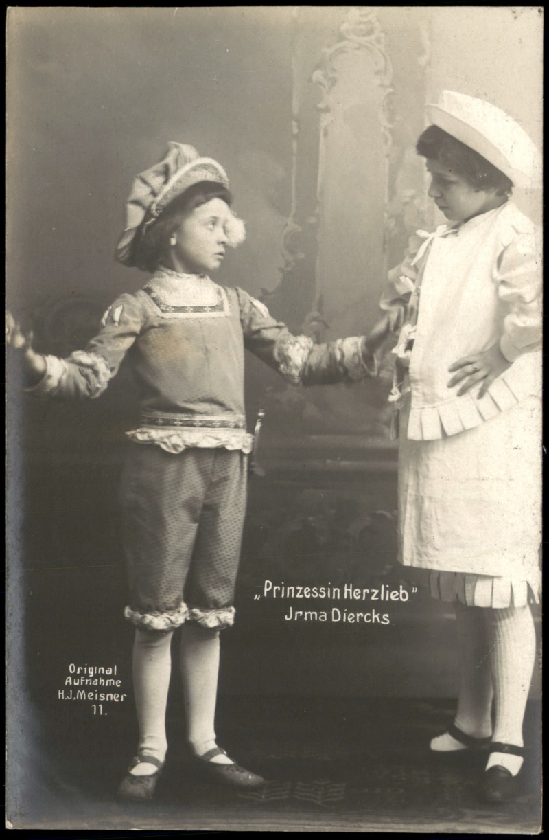 vergrößern: Bildseite historische Ansichtskarte von 1912: Theater Schauspieler  Prinzessin Herzlieb Irma Diercks Kinder::