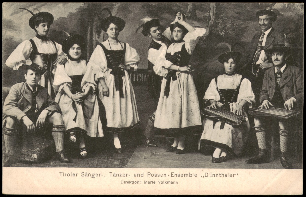 zoom: Image side vintage Postcard from 1913: Musiker Tiroler Sänger-, Tänzer- und Possen - Ensemble D