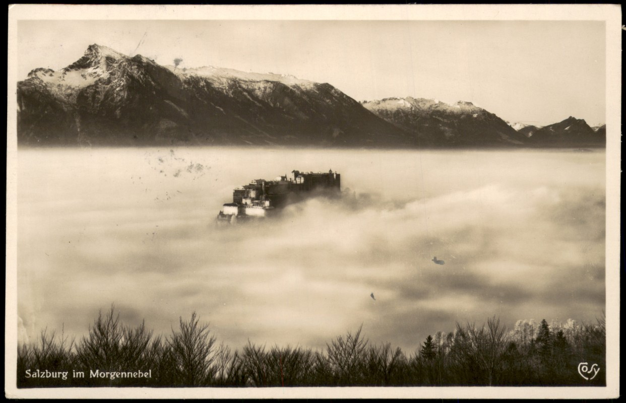 vergrößern: Bildseite historische Ansichtskarte von 1933: im Morgennebel Stimmungsbild Fotokarte:: Salzburg