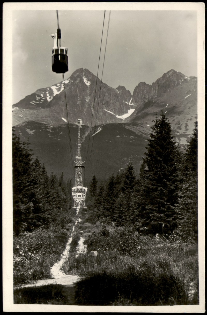 zoom: Image side vintage Postcard from 1956: Seilbahn Skalnaté pleso - Lomnický štít:: Tatranská Lomnica-Vysoké Tatry