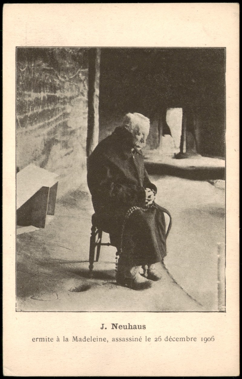 vergrößern: Bildseite historische Ansichtskarte von 1906: J. Neuhaus ermite à la Madeleine, assassiné le 26 décembre:: .Frankreich