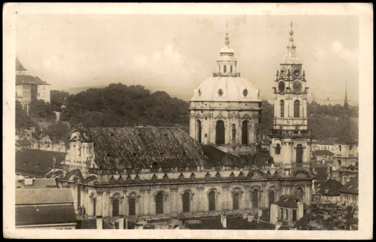 zoom: Image side vintage Postcard from 1954: Kirchen Gebäude Kostel sv. Mikuláše:: Prague