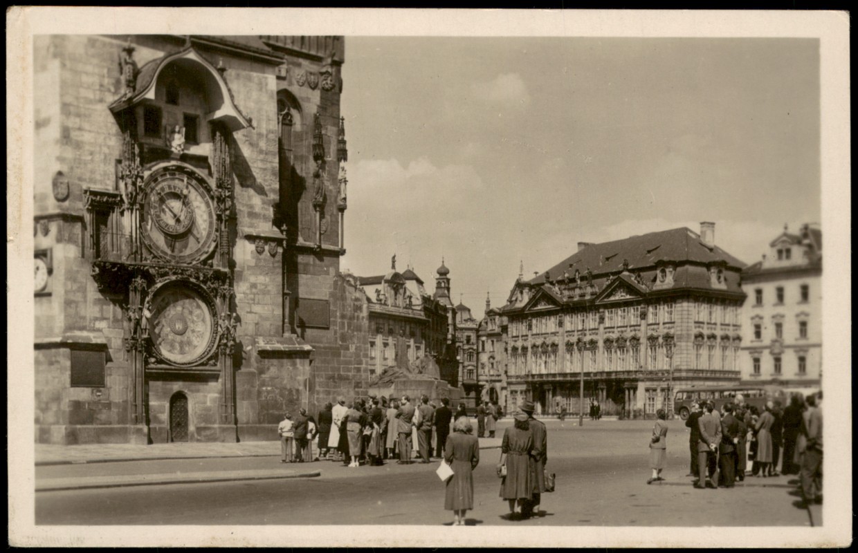 vergrößern: Bildseite historische Ansichtskarte von 1956: Altstädter Turmuhr Staroměstký orloj:: Prag