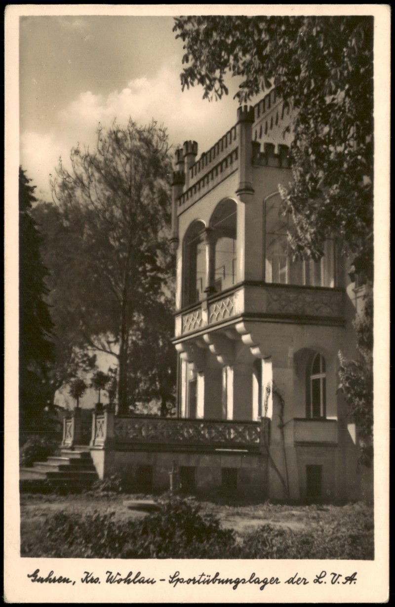 vergrößern: Bildseite historische Ansichtskarte von 1938: Sportübungslager Schloß:: Guhren Kr. Wohlau