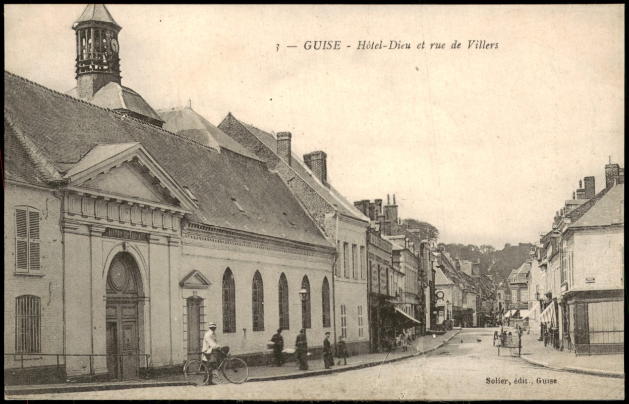 zoom: Image side vintage Postcard from 1910: Hôtel-Dieu et rue de Villers:: Guise
