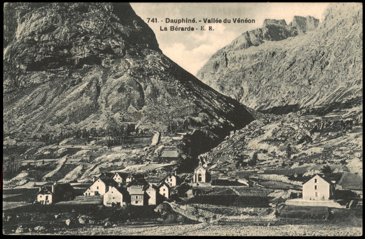zoom: Image side vintage Postcard from 1910: Dauphiné Vallée du Vénéon La Bérarde:: Saint-Pierre-de-Chartreuse