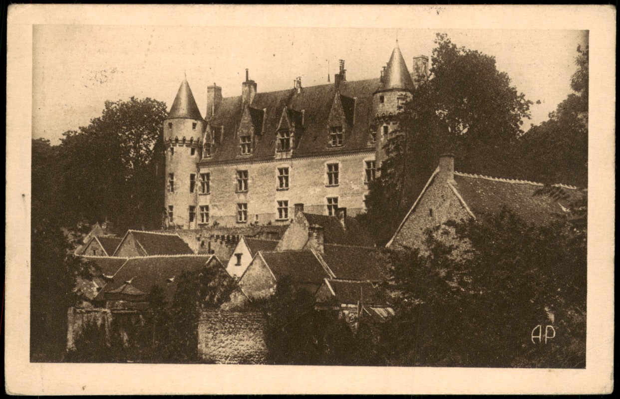 vergrößern: Bildseite historische Ansichtskarte von 1930: MONTRÉSOR Le Château Außenansicht Schloss:: Montrésor
