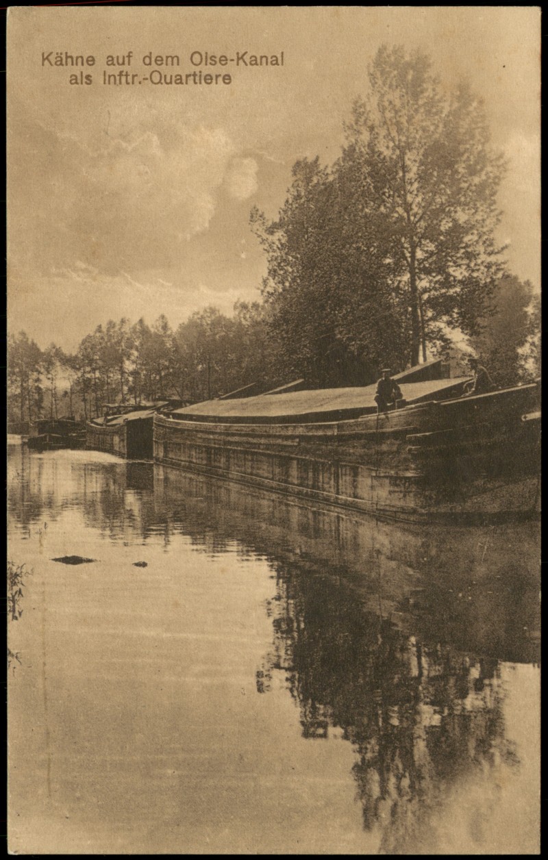 zoom: Image side vintage Postcard from 1915: 1. WK Soldatenleben Kähne auf dem Olse-Kanalals Inftr.-Quartiere::