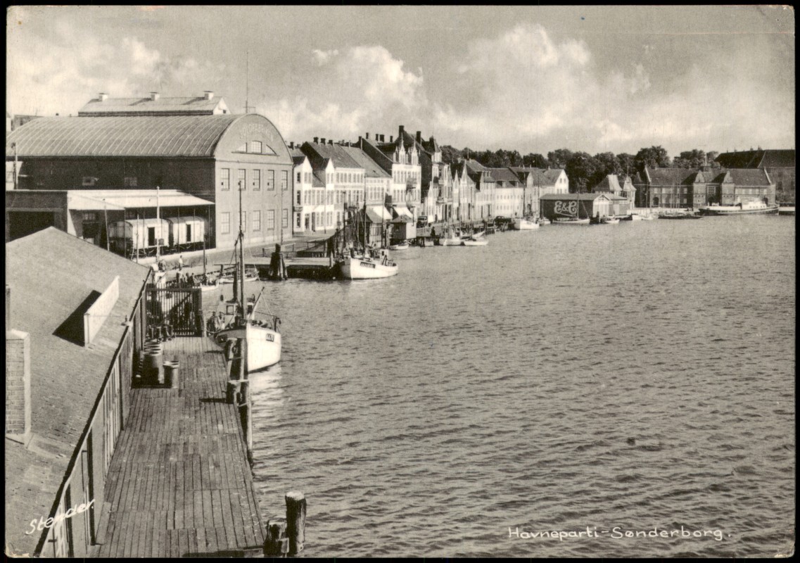 vergrößern: Bildseite historische Ansichtskarte von 1957: Havneparti Hafen:: Sonderburg