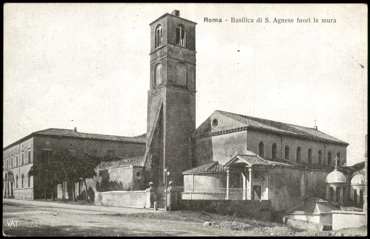 vergrößern: Bildseite historische Ansichtskarte von 1915: Basilica di S. Agnese fuori le mura:: Rom