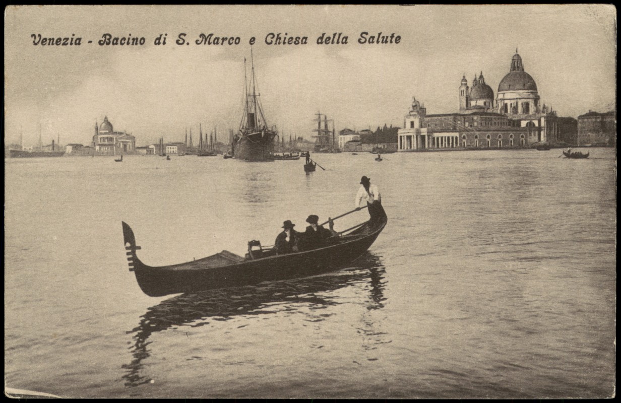 zoom: Image side vintage Postcard from 1914: Bacino di S. Marco e Chiesa della Salute - Dampfer:: Venice