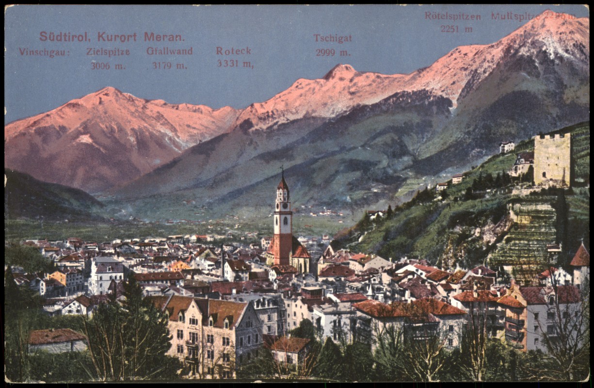 vergrößern: Bildseite historische Ansichtskarte von 1910: Panorama-Ansicht, Alpen-"Glühen":: Meran