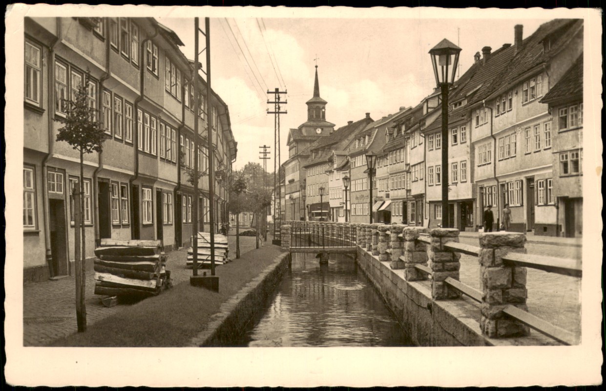 zoom: Image side vintage Postcard from 1958: Partie am Weldebrunner Tor zur DDR-Zeit:: Schmalkalden